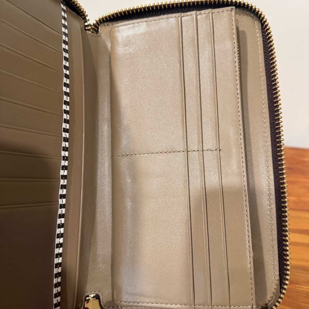 NWT Henri Bendel Mercer Dark Brown Portfolio Wallet $198 Retail - Picture 5 of 8